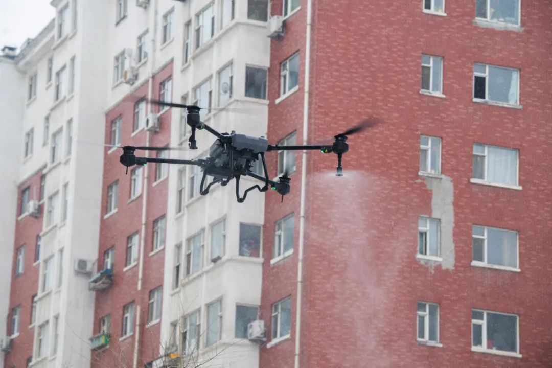 無人機進社區構建“三位一體”堅固疫情防控體系(圖2)