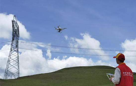 湖南國(guó)網(wǎng)采用無(wú)人機(jī)進(jìn)行專項(xiàng)巡檢迎峰度夏(圖1)